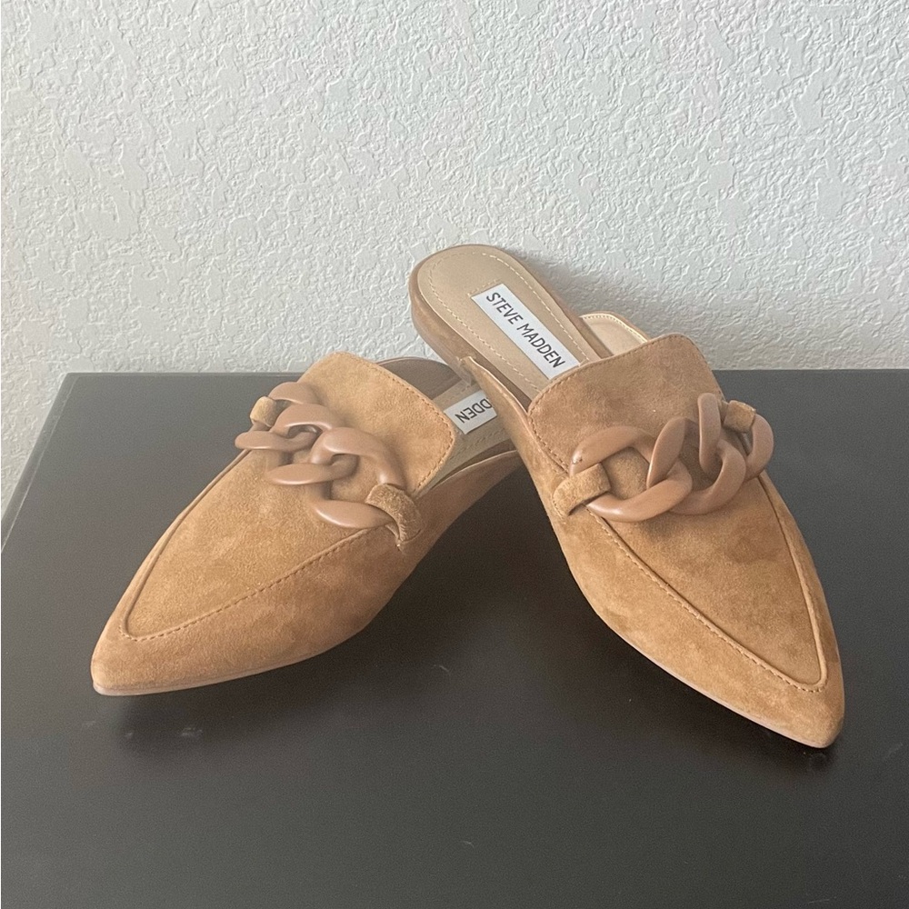 Steve Madden Tan Suede Chain Mules Size 6 EUC